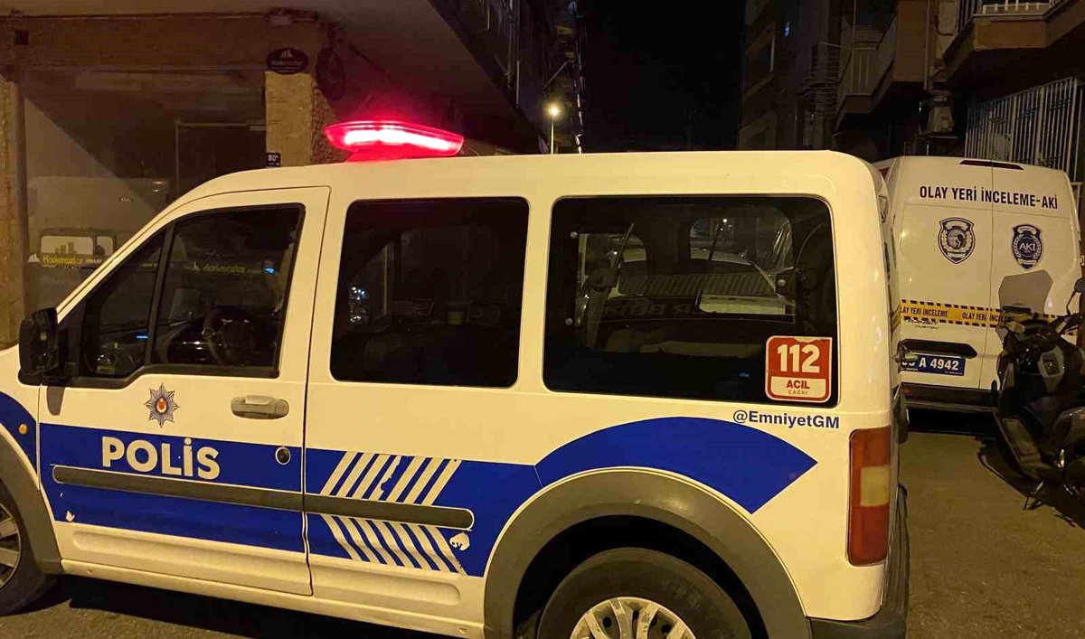 Komşular Kötü Koku İhbarı Yaptı, 57 Yaşındaki Şahıs Ölü Bulundu