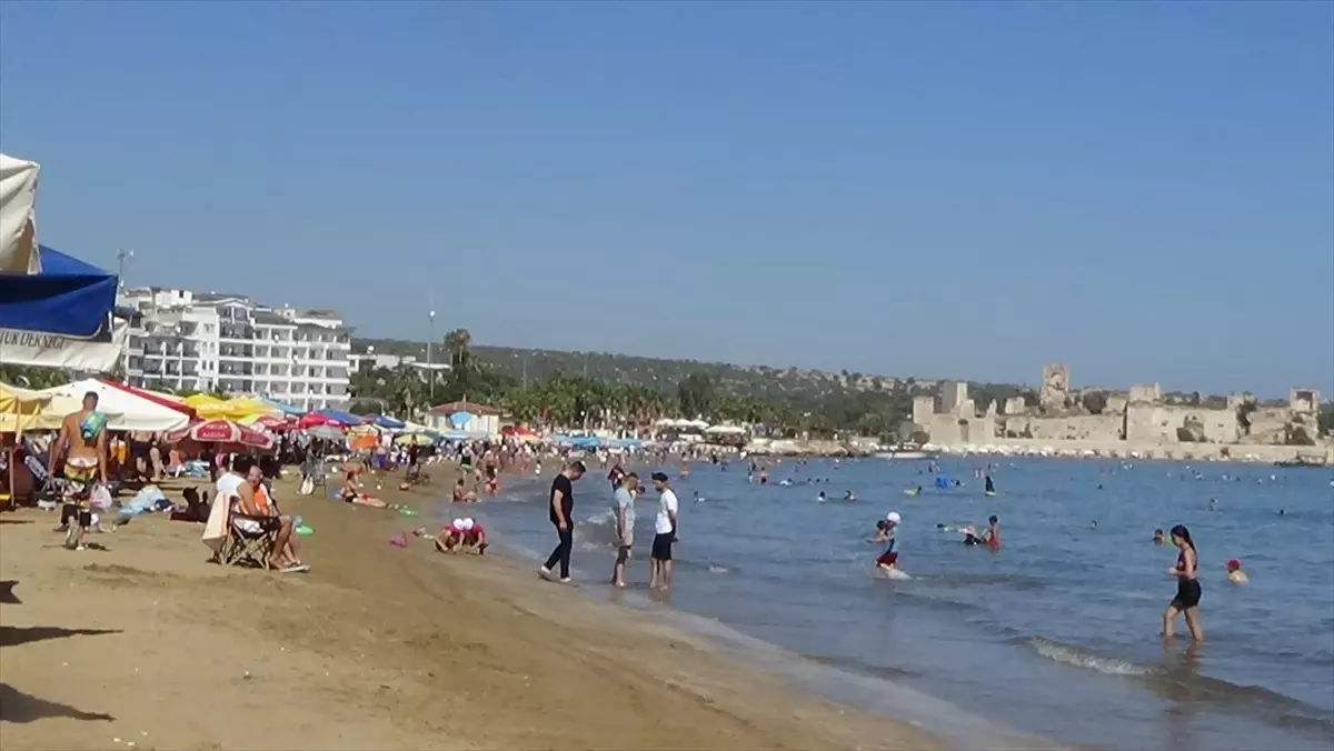 Kızkalesi\'nde Turizm Canlanıyor