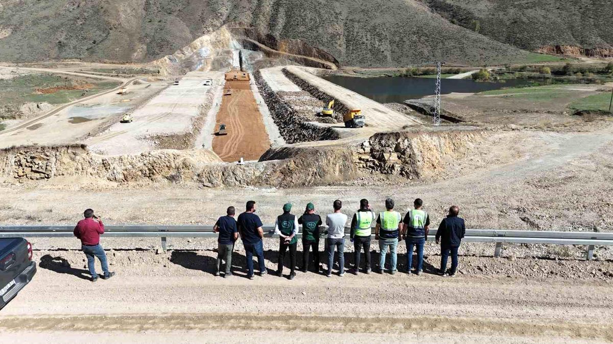 Bayburt\'ta 16 Bin Dönüm Tarım Arazisi Suya Kavuşacak
