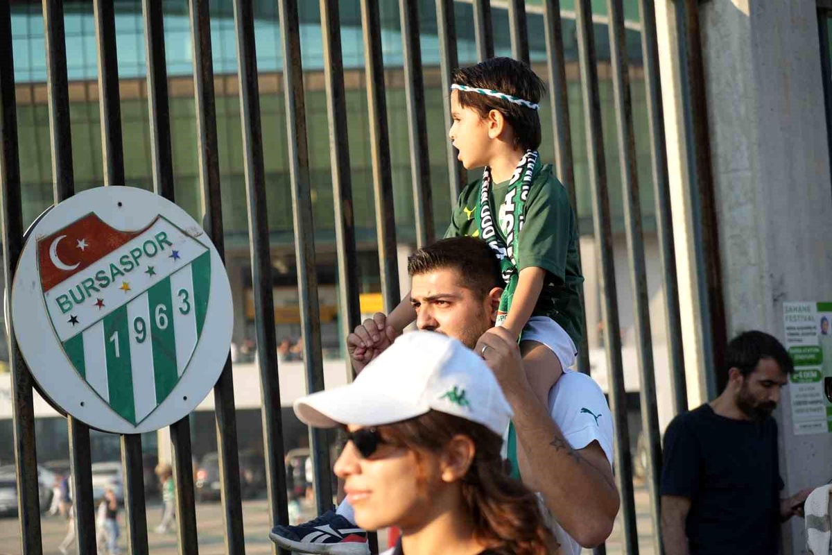 Bursaspor Taraftarından Muş Spor Maçına Yoğun İlgi