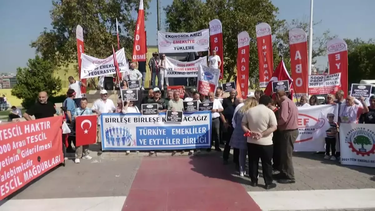 EYT\'liler Kadıköy\'de Eylem Yaptı