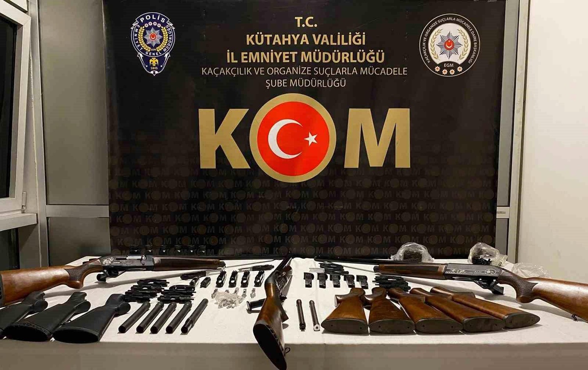 Kütahya\'da Silah Kaçakçılığı Operasyonu