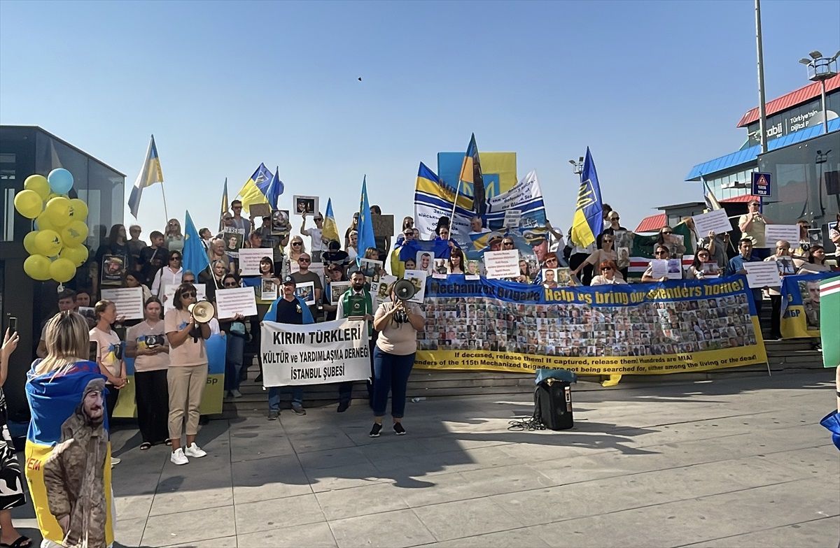 Ukrayna\'ya Destek Etkinliği İstanbul\'da Düzenlendi