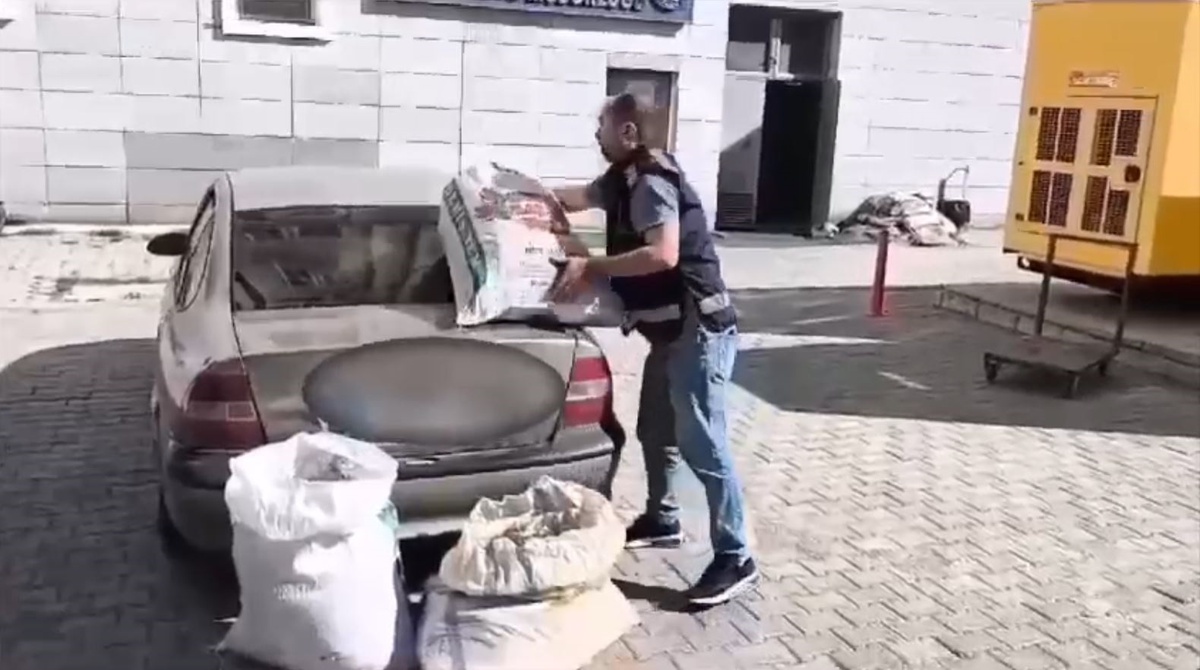 Samsun\'da 435 kg Kaçak Tütün Ele Geçirildi