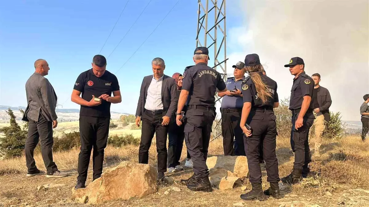 Uşak\'ta Orman Yangınına Mücadele Devam Ediyor