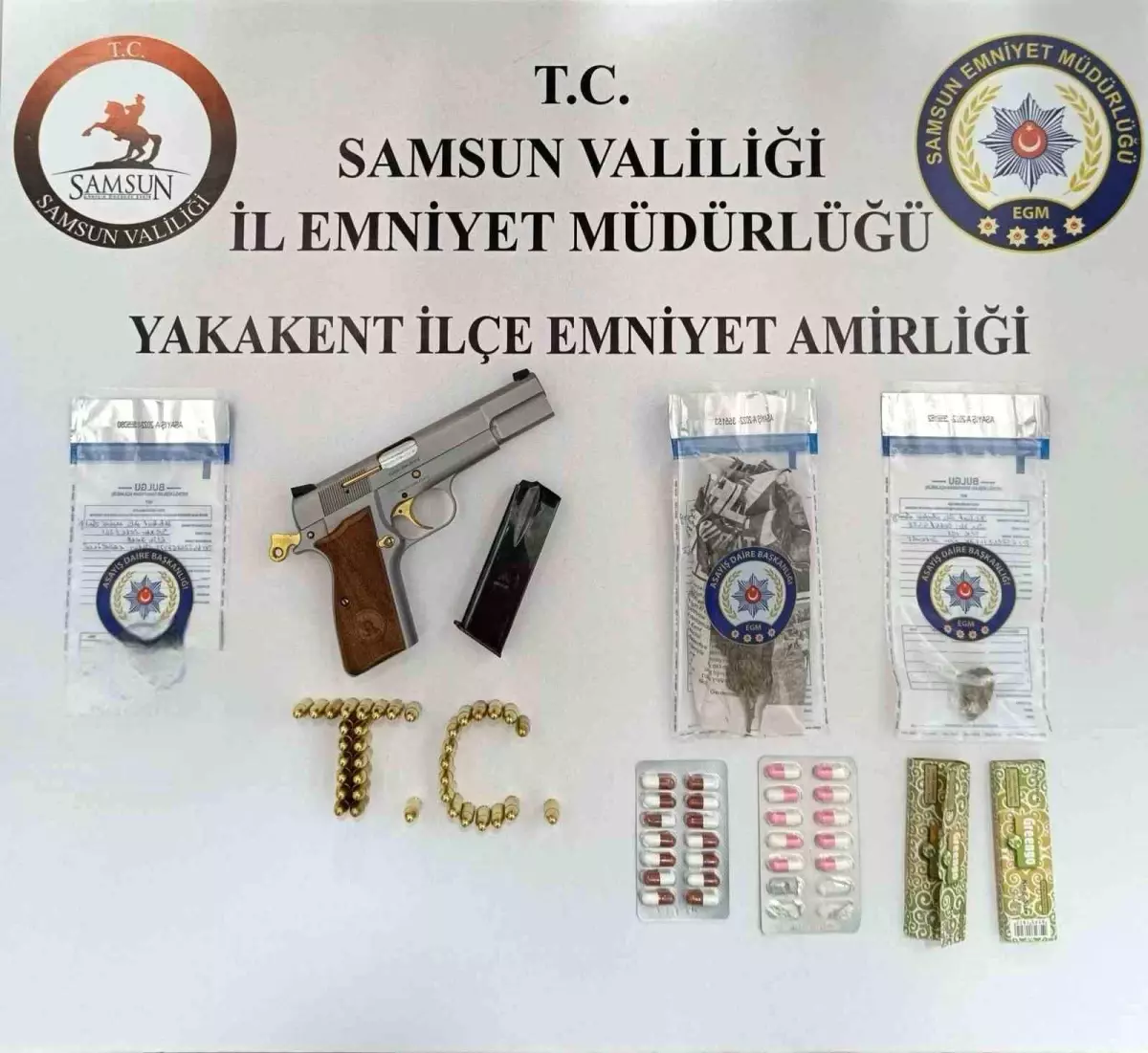 Samsun\'da Ruhsatsız Silah ve Uyuşturucu Ele Geçirildi