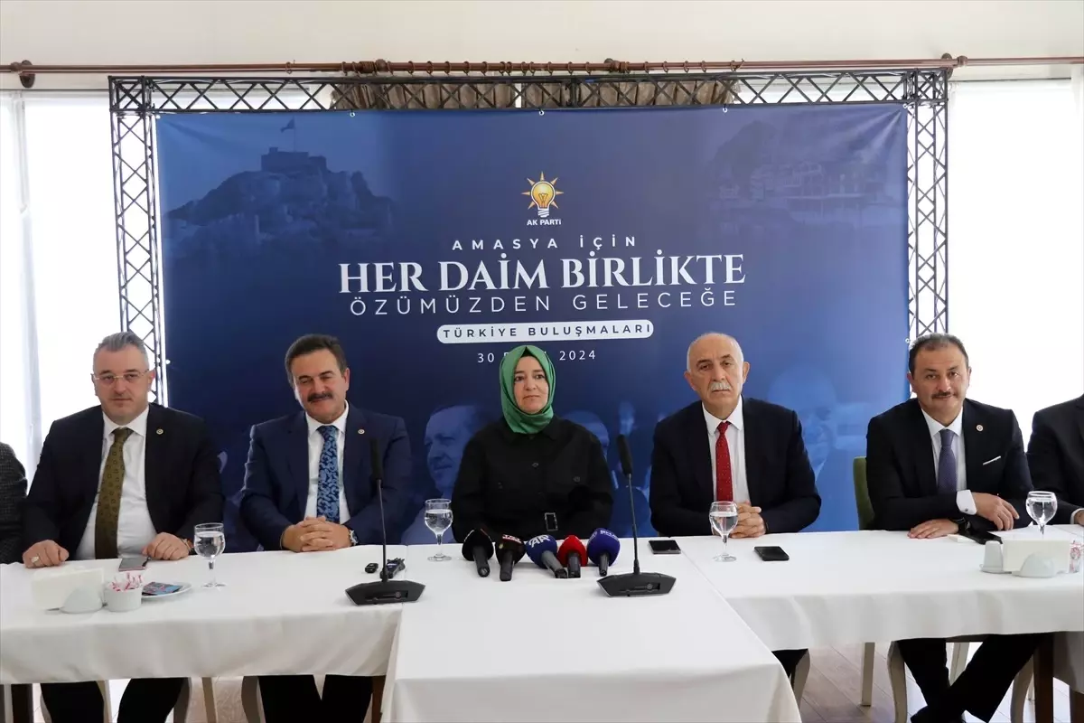 AK Parti\'den 23 Yılda Hizmet Vurgusu