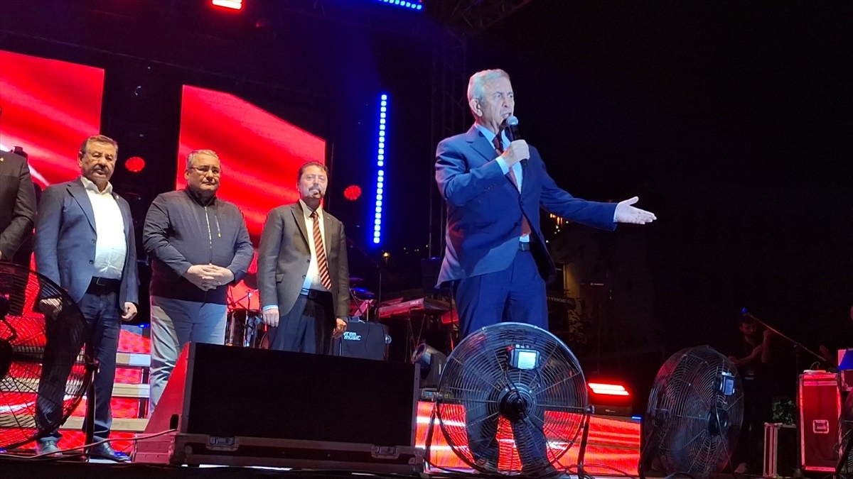Mansur Yavaş Beypazarı Festivali\'nde