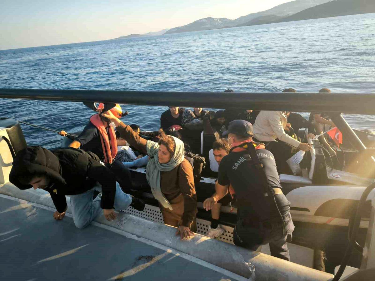 Bodrum\'da 100 Düzensiz Göçmen Yakalandı