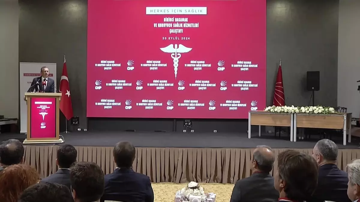 CHP Birinci Basamak ve Koruyucu Sağlık Hizmetleri Çalıştayı... Özgür Özel: "Öyle Bir Yere Geldik Ki Gemi Tam Olarak Karaya Oturdu"