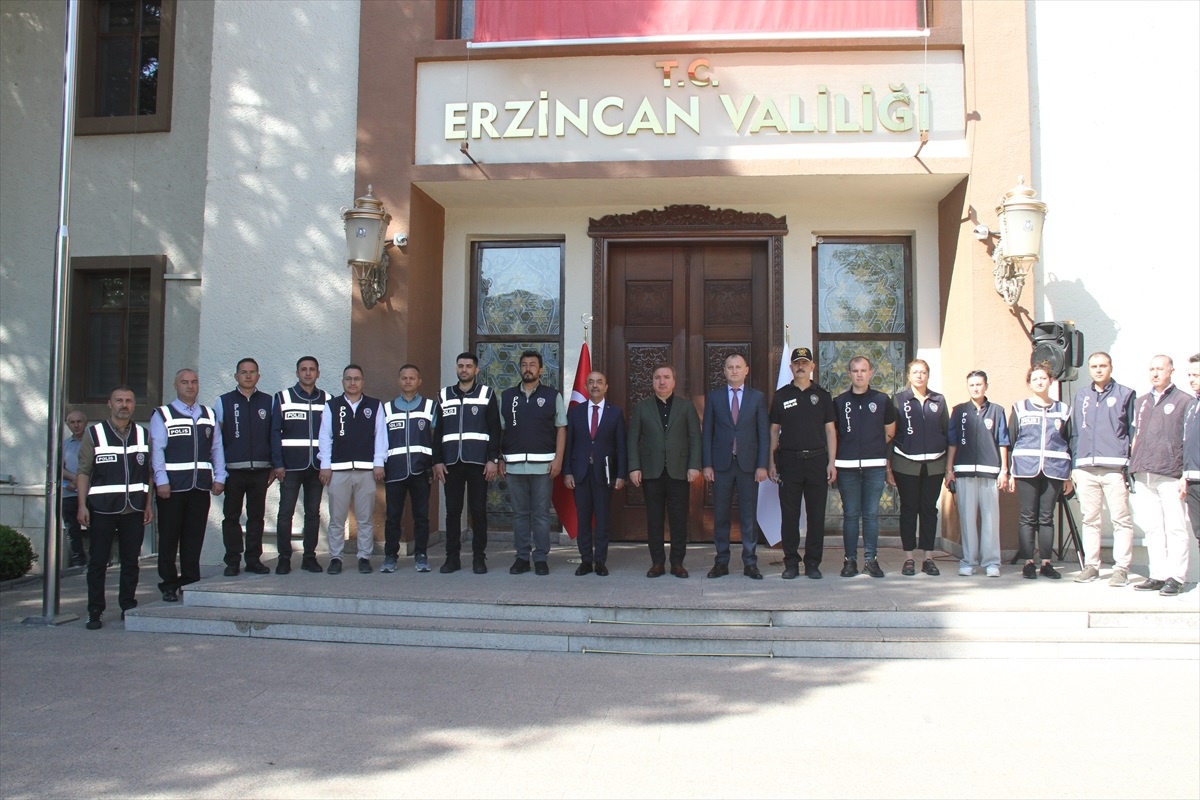 Erzincan\'da \'Okul Polisi\' Projesi Başlatıldı