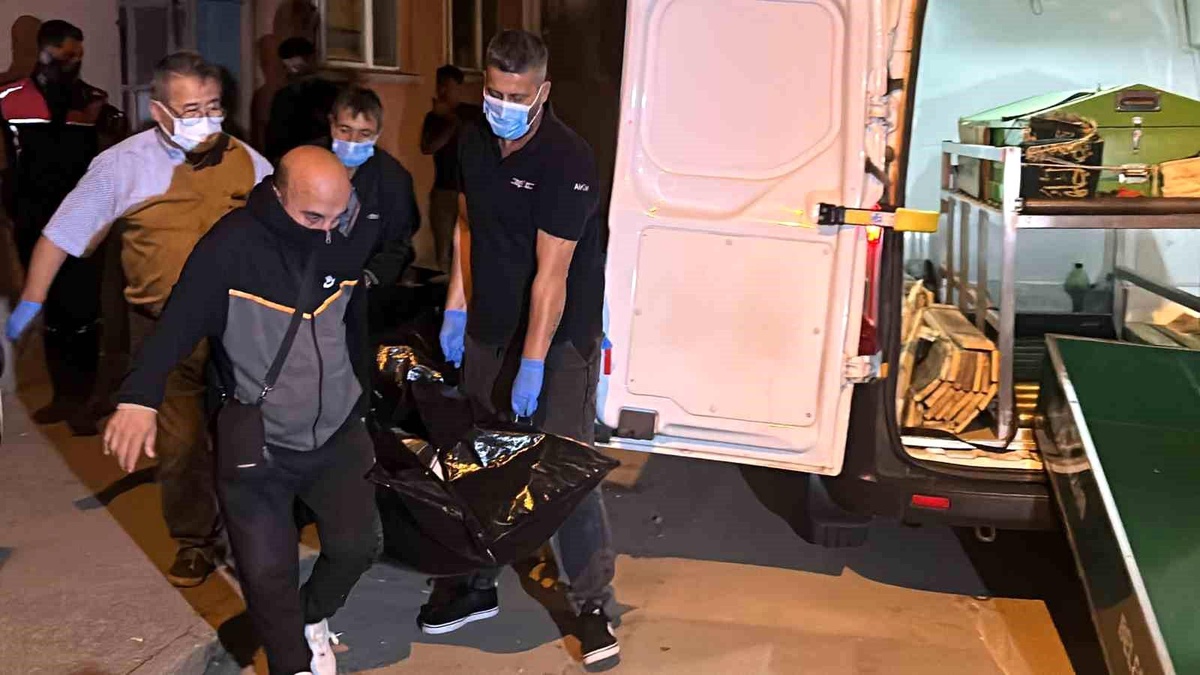 Eskişehir\'de Yalnız Yaşayan Adamın Cesedi Çöplükten Çıkarıldı