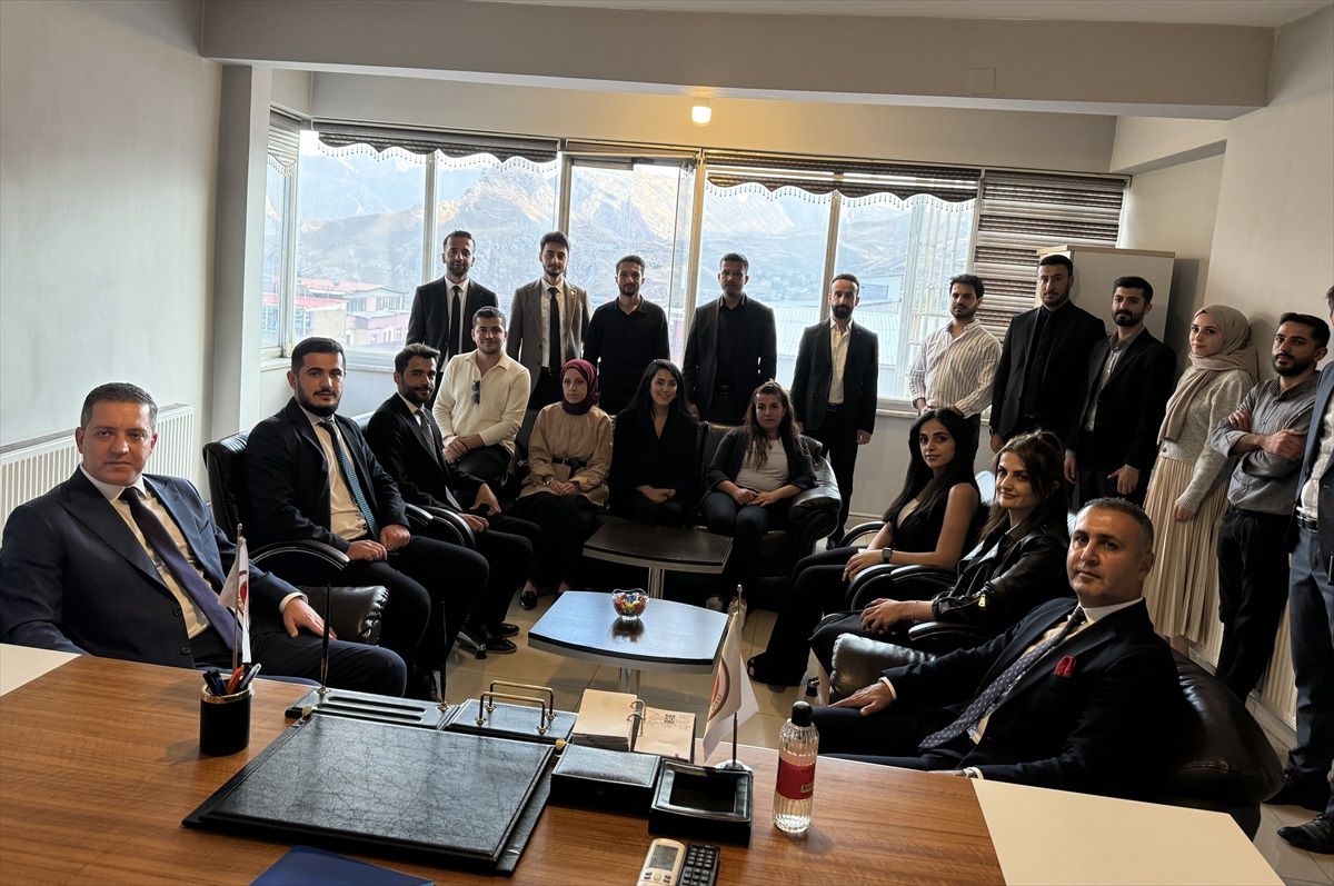 TBB Başkanı Sağkan Hakkari\'de Ziyaretlerde Bulundu