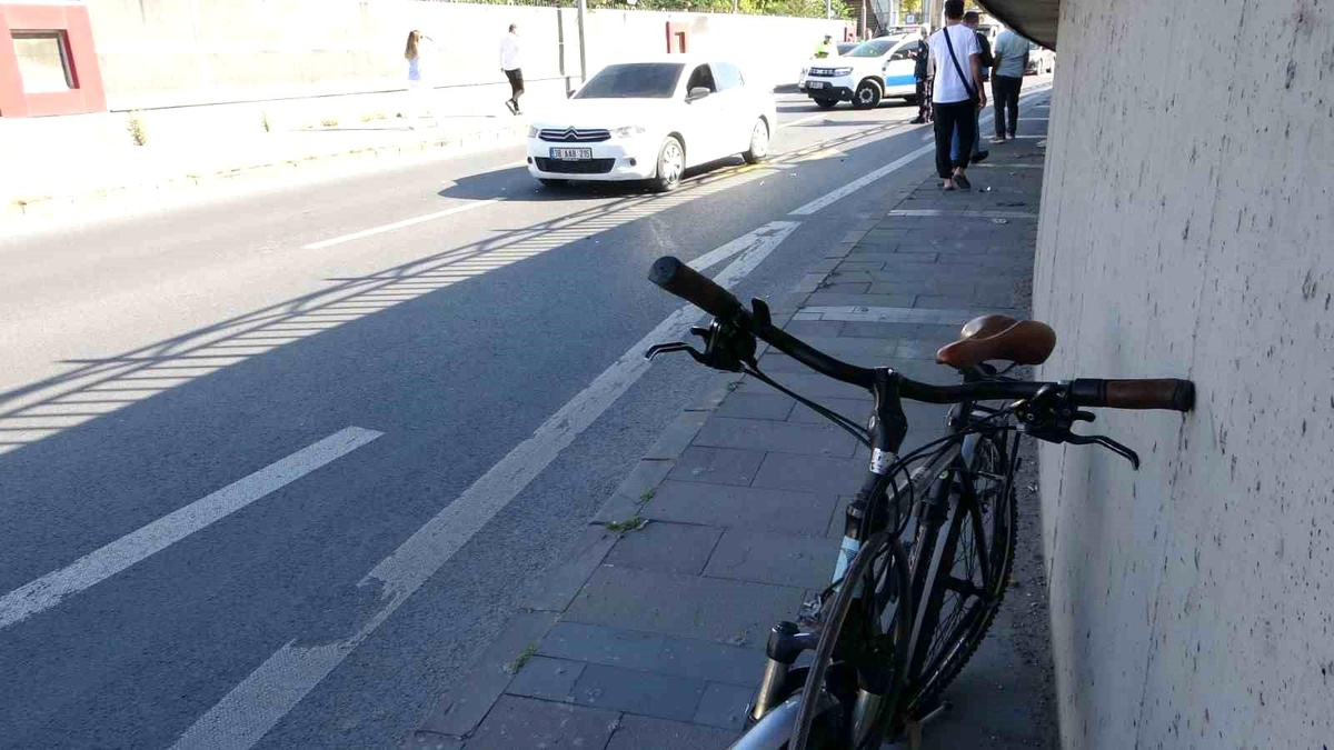 Kayseri\'de Bisiklet Sürücüsü Hayatını Kaybetti