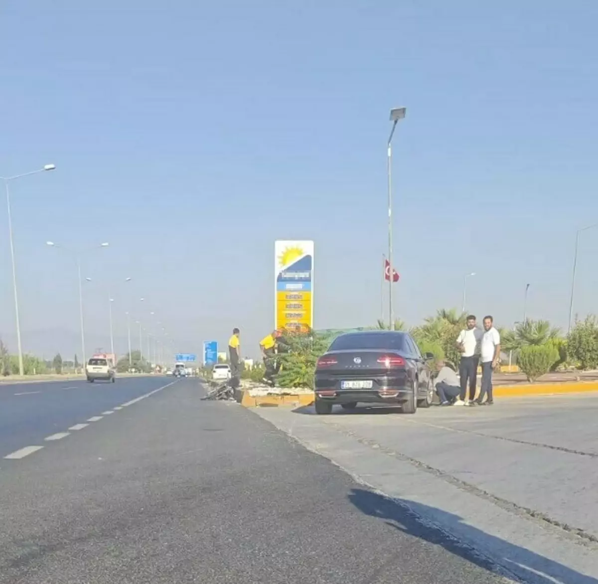 Salihli\'de Trafik Kazası: 1 Ölü, 1 Yaralı