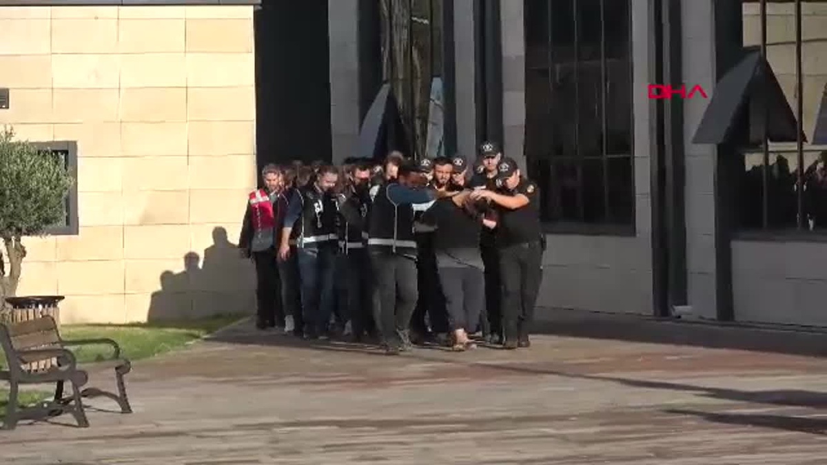 Çanakkale\'de Alacak Kavgası: 6 Yaralı