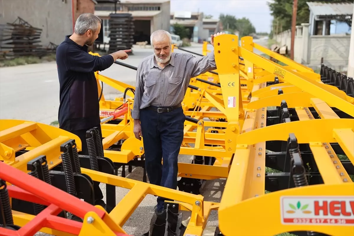 Sarayönü\'nde 3 Kuşak Demircilik Geleneği