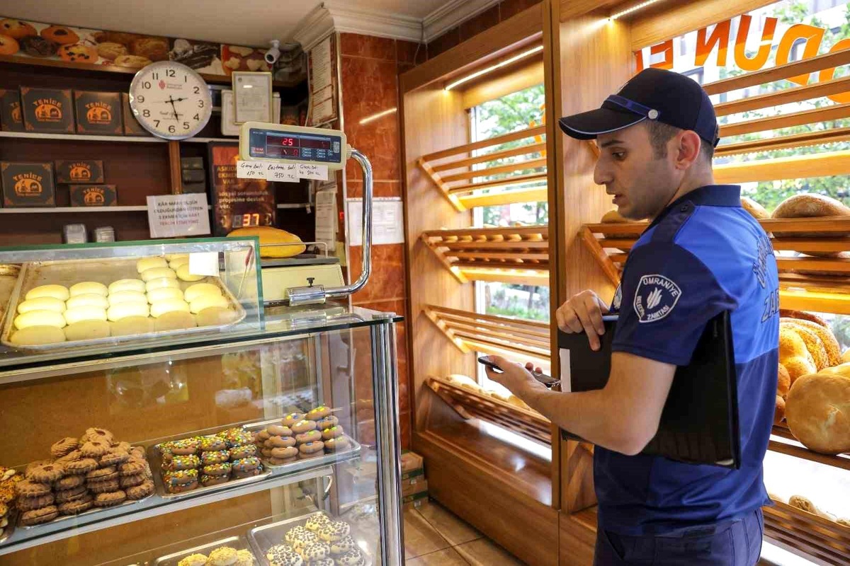 Ümraniye\'de Zabıta Ekipleri Fırınları Denetliyor