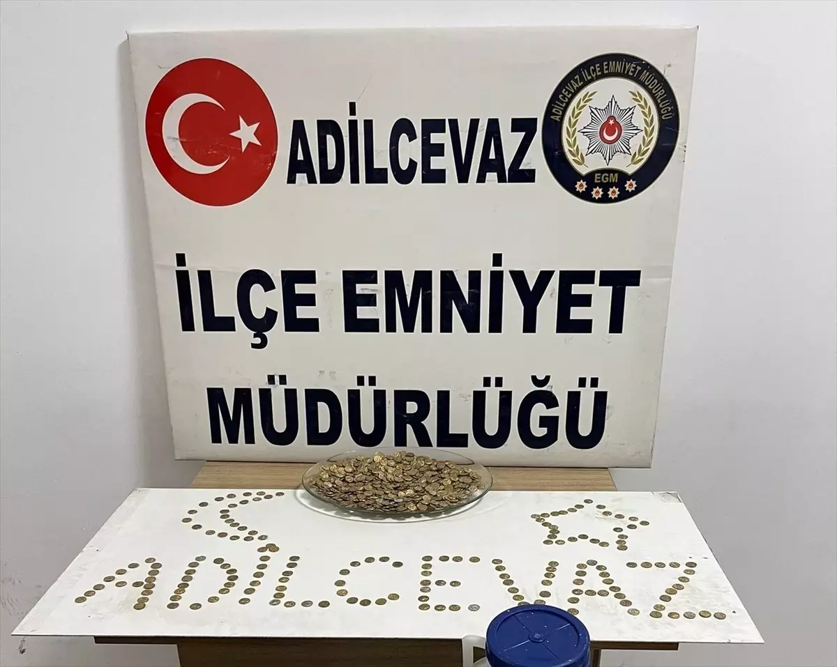 Adilcevaz\'da 900 Altın Sikke Ele Geçirildi