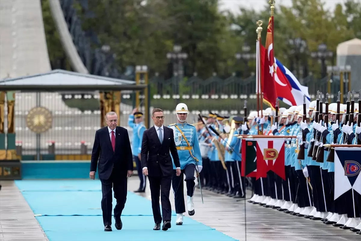 Cumhurbaşkanı Erdoğan, Finlandiya Cumhurbaşkanı Stubb\'u resmi törenle karşıladı