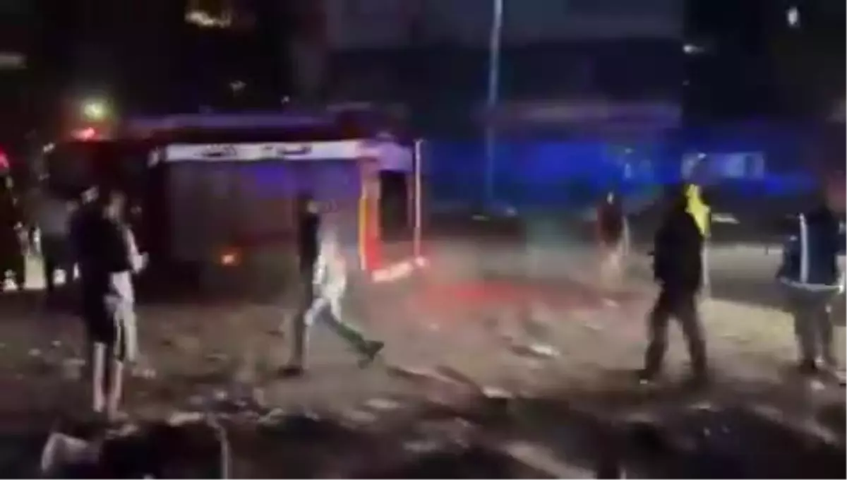 İsrail, Güney Lübnan\'a Kara Harekatı Başlattı