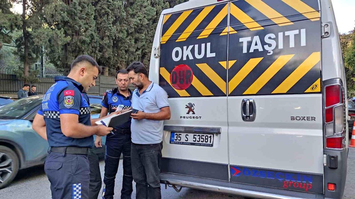 İzmir\'de Okul Servislerine Yoğun Denetim