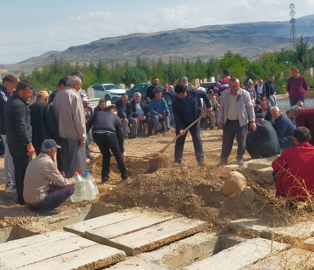 Bıçakla Cinayet: İndirim Yok