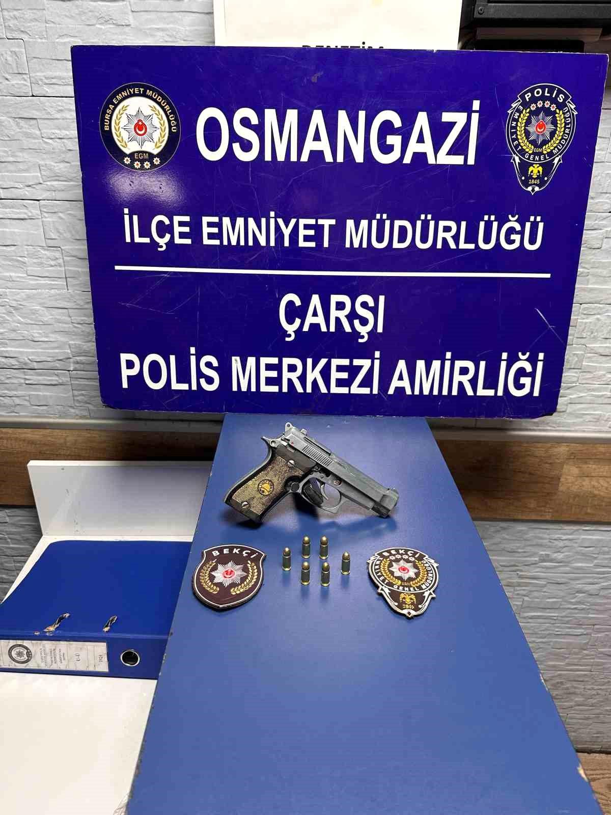 Aranan Şahıs Bursa\'da Tabancayla Yakalandı
