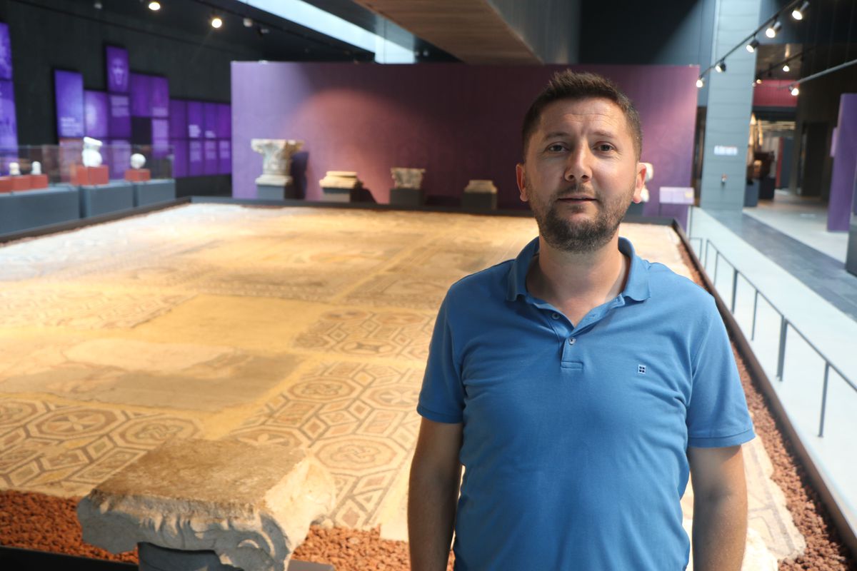 30 Yıl Sonra Sergilenen 2 Bin Yıllık Mozaik