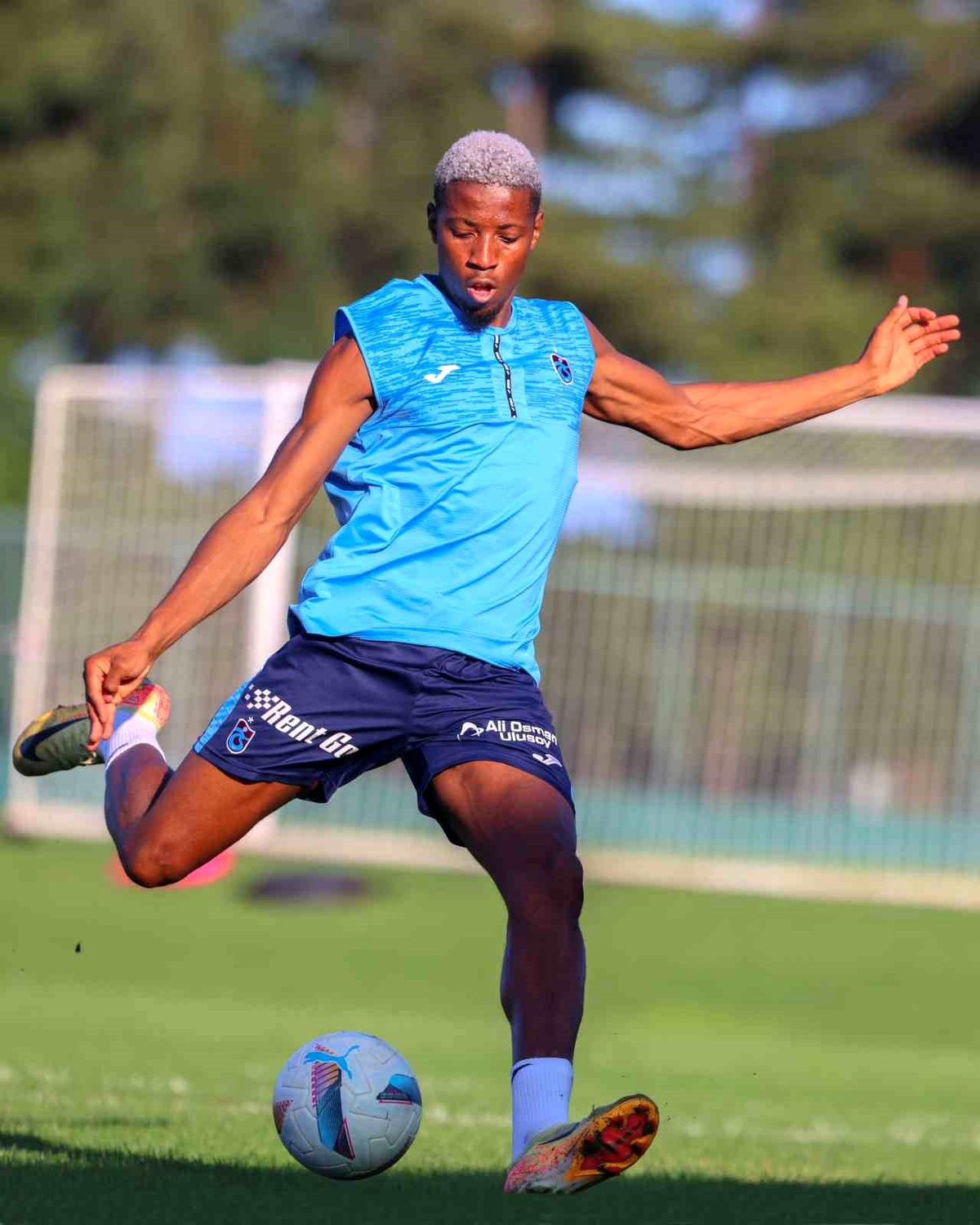 Banza, Konyaspor\'u salladı