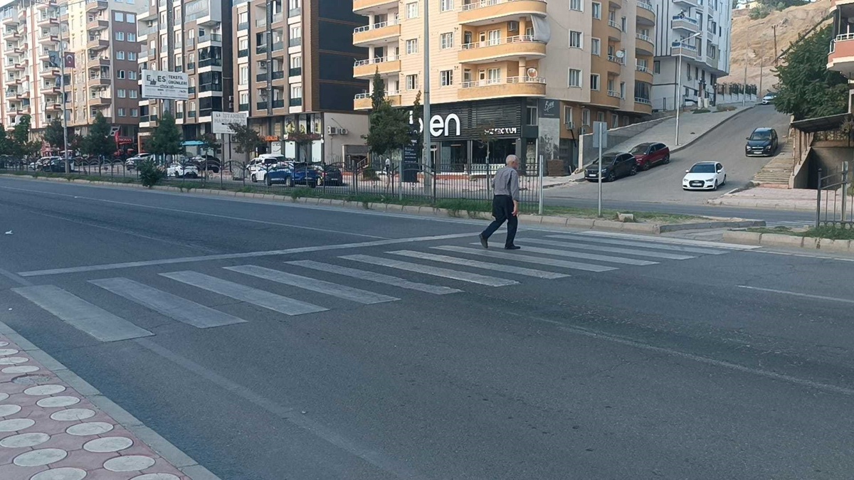 Batman\'da Yaya Kadına Araç Çarptı