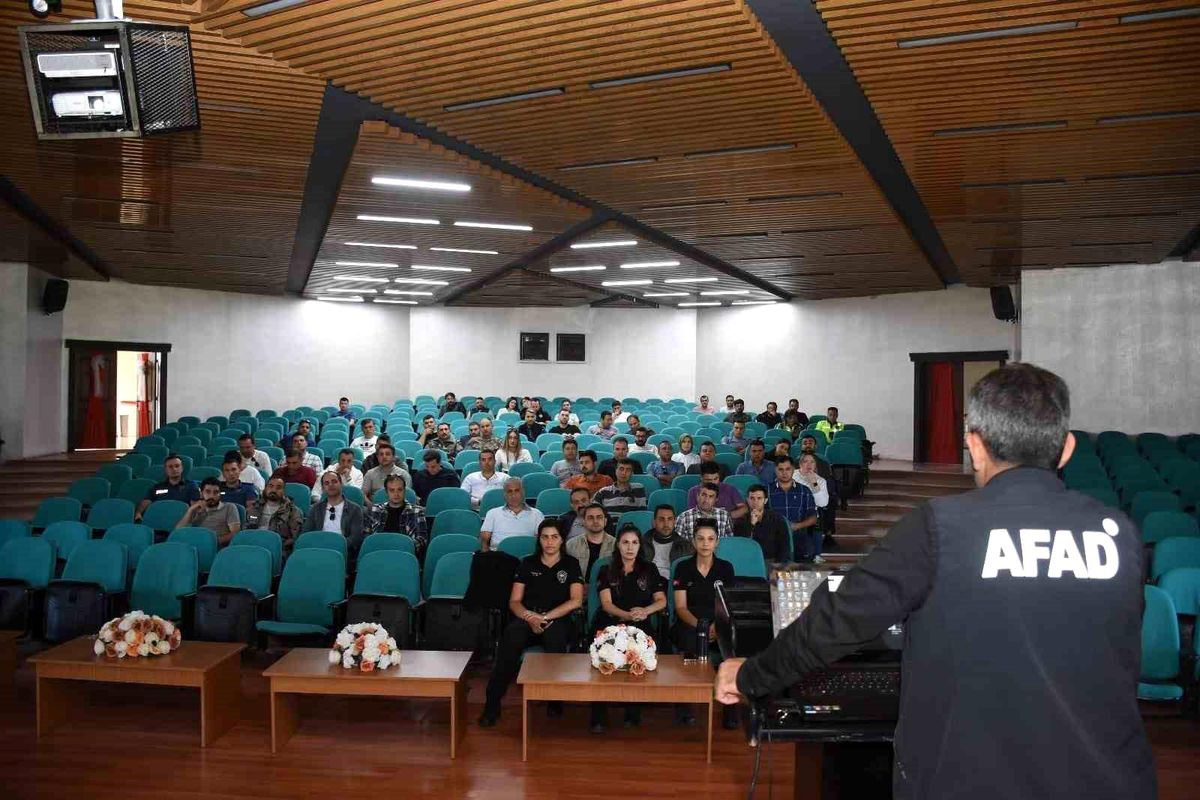 Erzincan\'da Afet Farkındalık Eğitimi