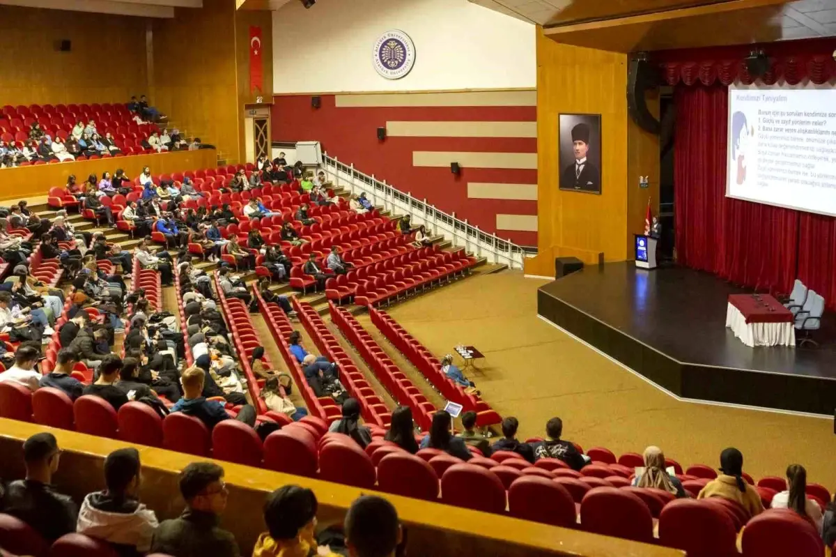 Atatürk Üniversitesi\'nde Oryantasyon Programı