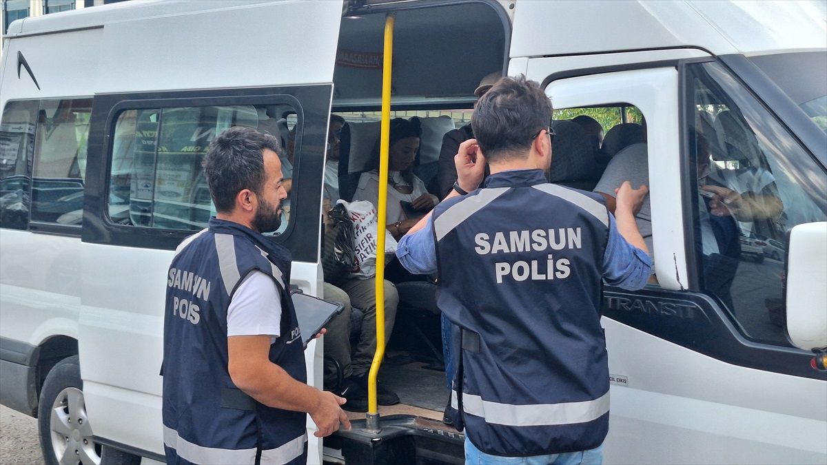 Bafra\'da Trafik ve Göçmen Denetimi