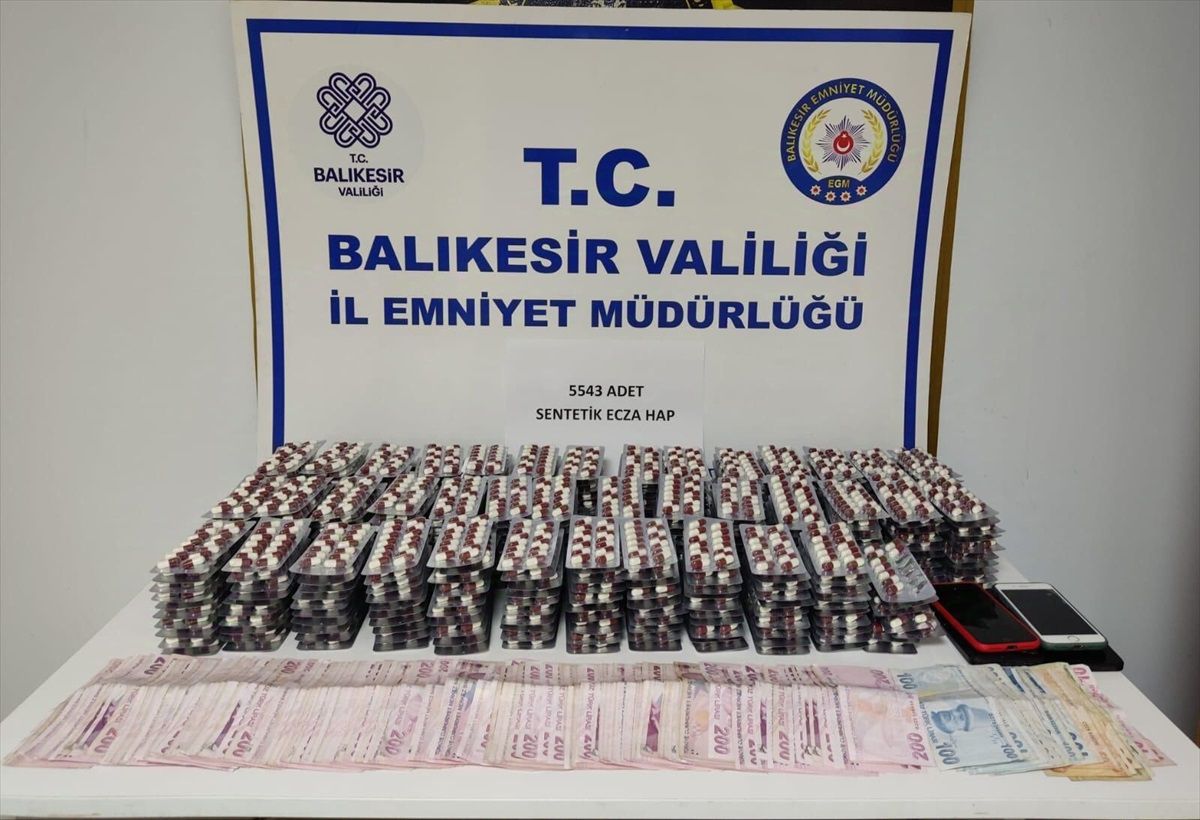 Balıkesir\'de 9 Uyuşturucu Şüphelisi Tutuklandı