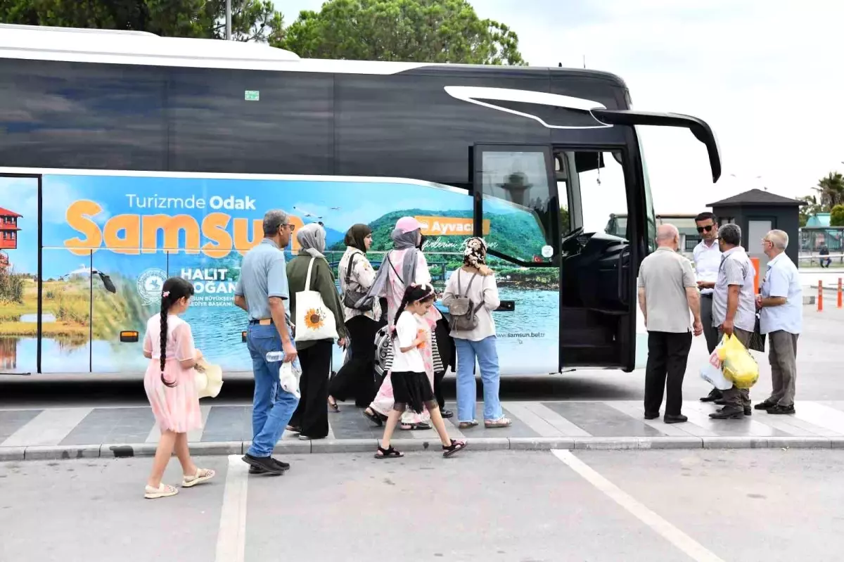 Samsun Büyükşehir Belediyesi\'nin \'Odak Samsun\' Projesiyle Turizm Otobüsleri İlgi Görüyor