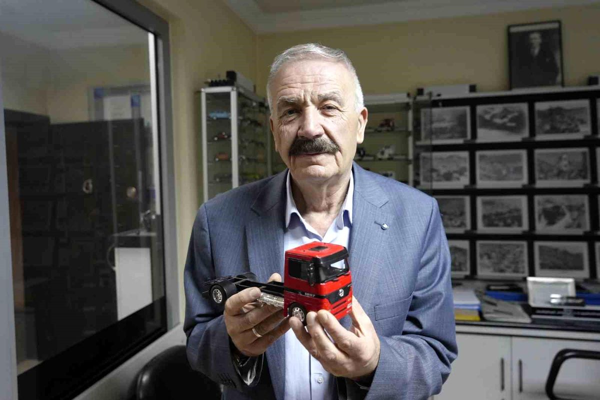 Gümüşhane\'de Oyuncak Araç Koleksiyonu