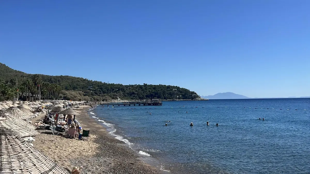 Bodrum\'da Güneşli Günlerde Deniz Keyfi