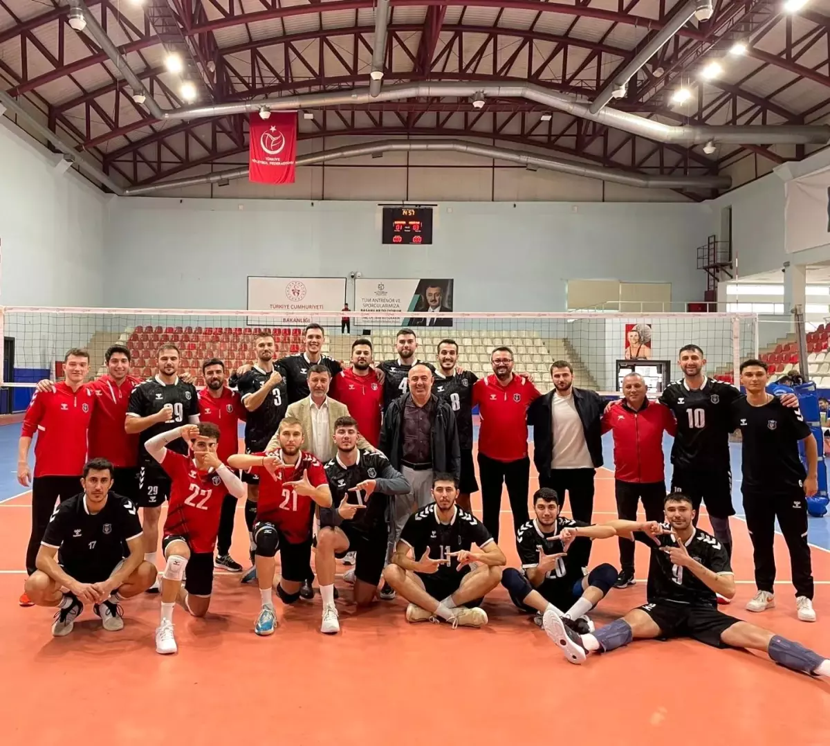 Gebze Belediyesi Voleybol Takımı Galibiyet Serisini Sürekletiyor