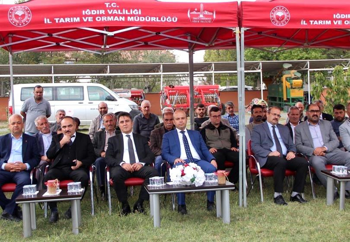Iğdır\'da Sertifikalı Buğday Tohumu Dağıtımı