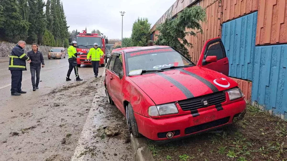 Karabük\'te trafik kazaları : 2 yaralı