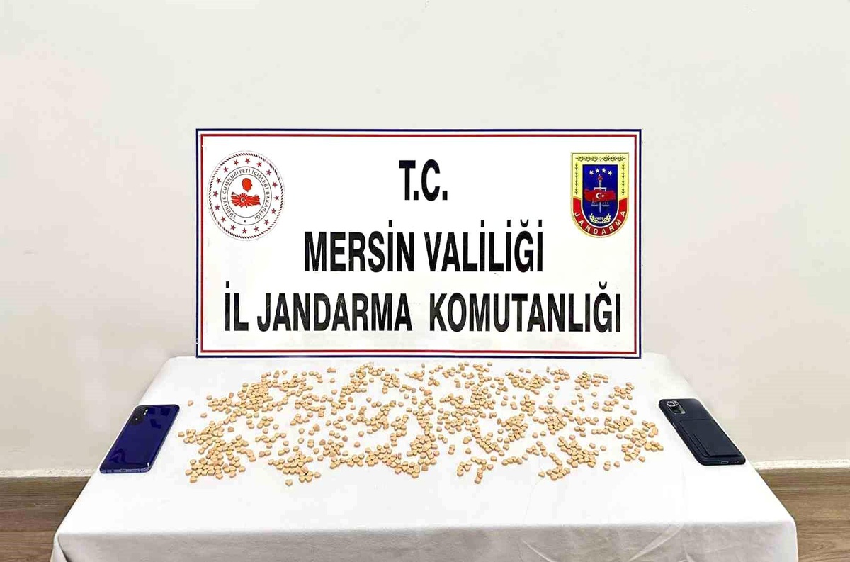 Mersin\'de Uyuşturucu Operasyonu: 943 Hap Ele Geçirildi