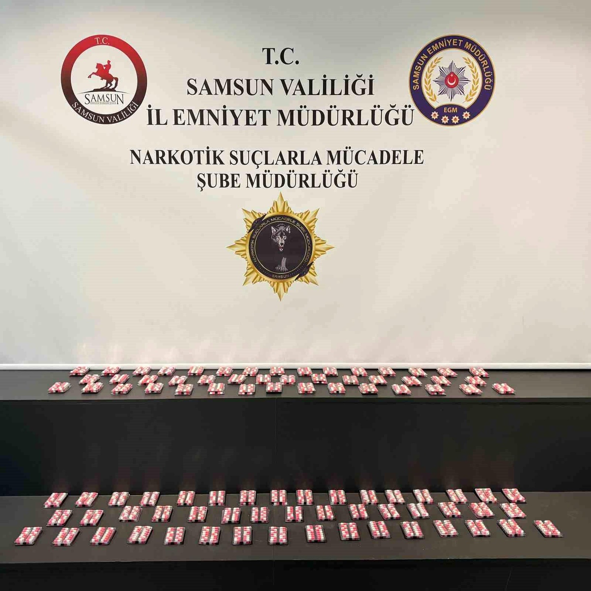 Samsun\'da Uyuşturucu Operasyonu: 4 Gözaltı