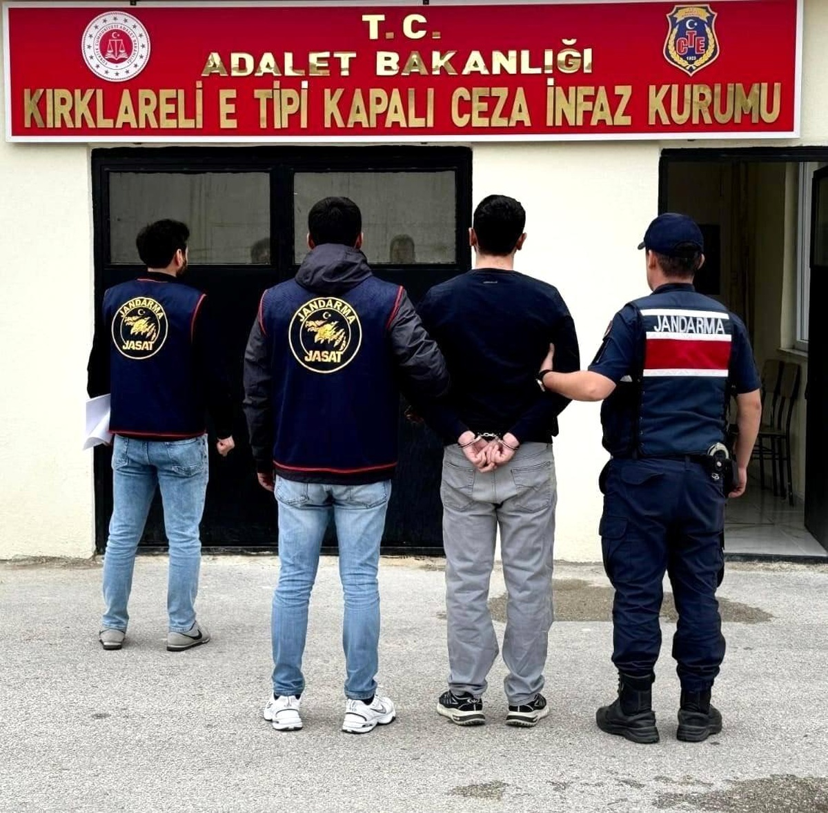 Kırklareli\'nde 18 Yıl Hapis Cezalı Firari Yakalandı