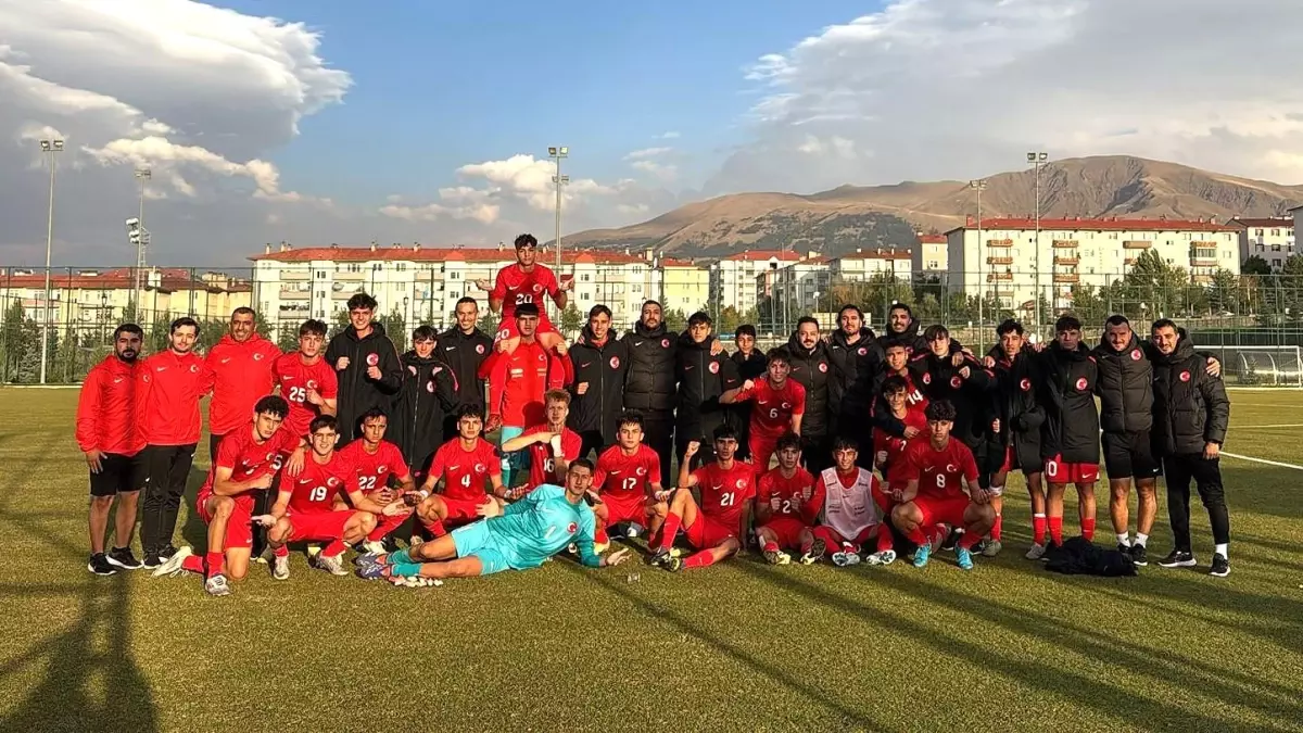 U16 Milli Takım, Türkmenistan\'ı 3-0 Yendi