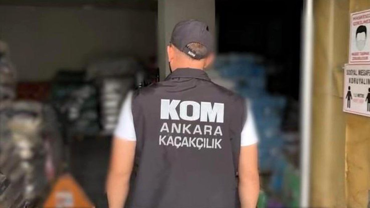 Ankara\'da Kaçak Alkol ve Gıda Operasyonu