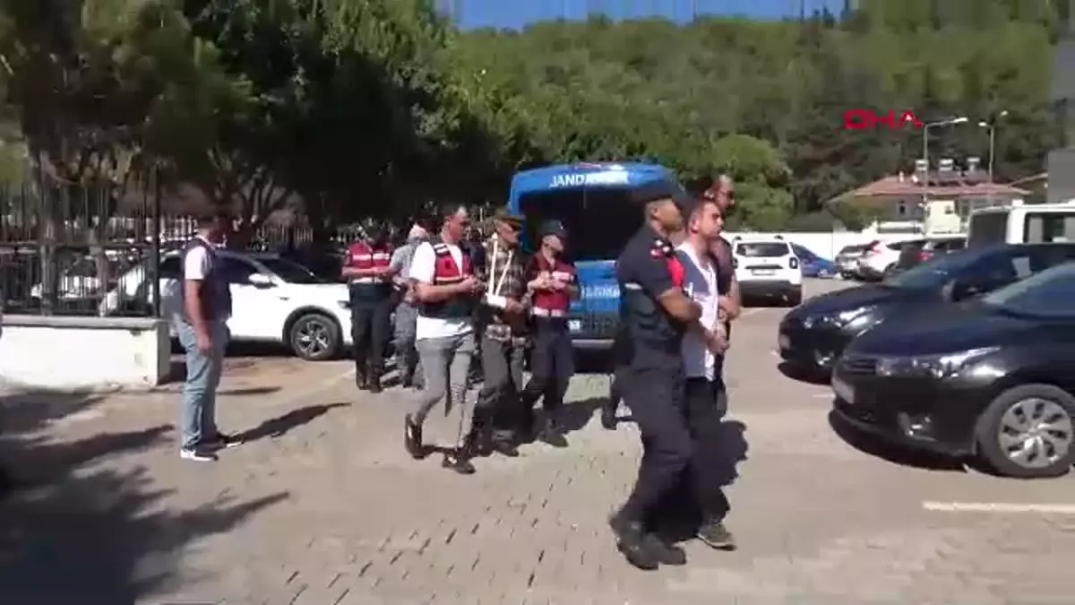 Antalya\'da Kavga: 1 Ölü, 2 Yaralı