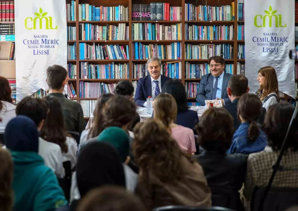 Başkan Alemdar, Gençlerle Buluşarak Sakarya\'nın Geleceği İçin Projelerini Paylaştı