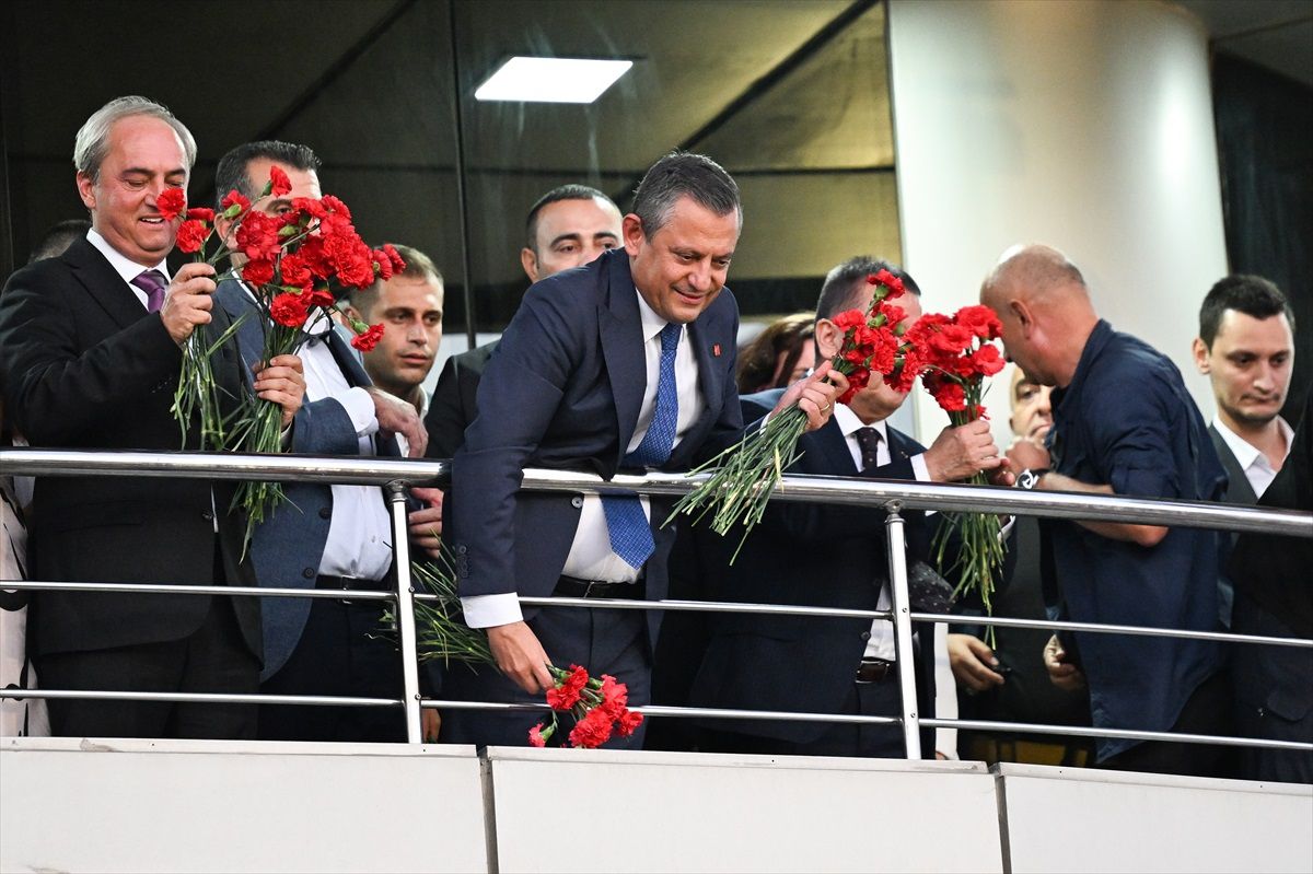 CHP Antalya\'da Belediye Hizmetlerini Güçlendirecek