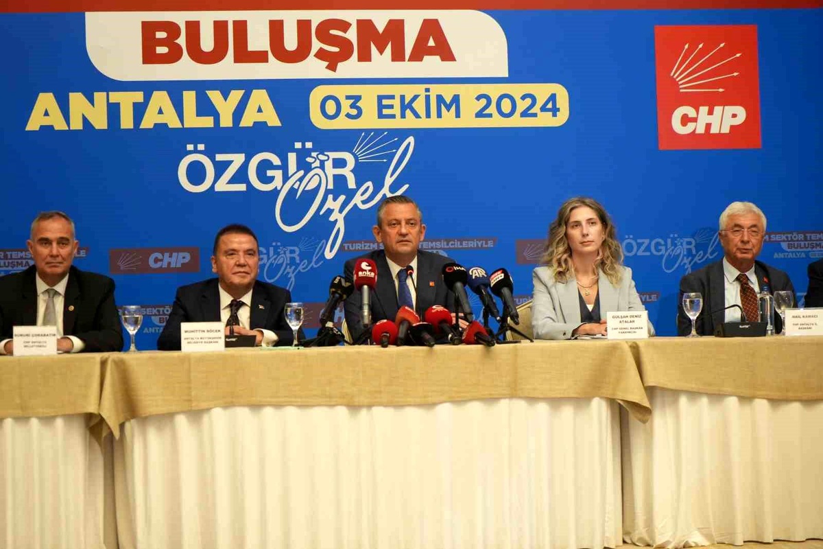 Özgür Özel: Turizmde Sorumluluk Herkesin Omuzunda
